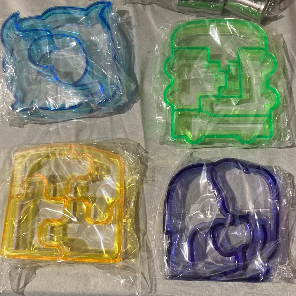 Sandwich Cutter Set - Multicolor - Picture 6 of 9